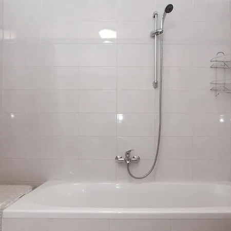 Miki Apartment *